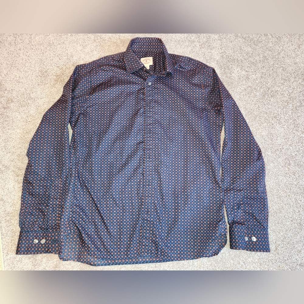Preowned Brooks Brothers Red Fleece size medium button down LS shirt